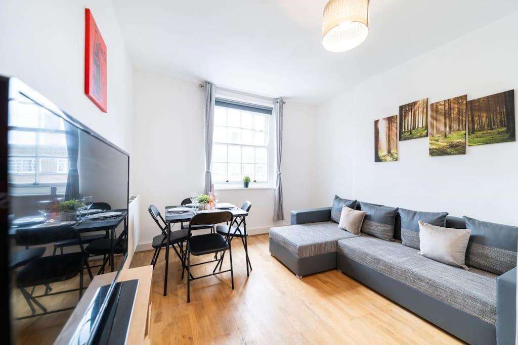 Beautiful One Bedroom Flat In Tavistock Place 런던 외부 사진