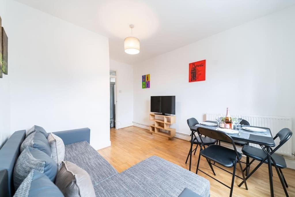 Beautiful One Bedroom Flat In Tavistock Place 런던 외부 사진